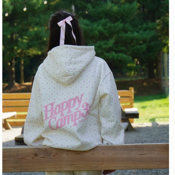 Happy Camp3r Vintage Flower Hoodie - Picture 5 of 16